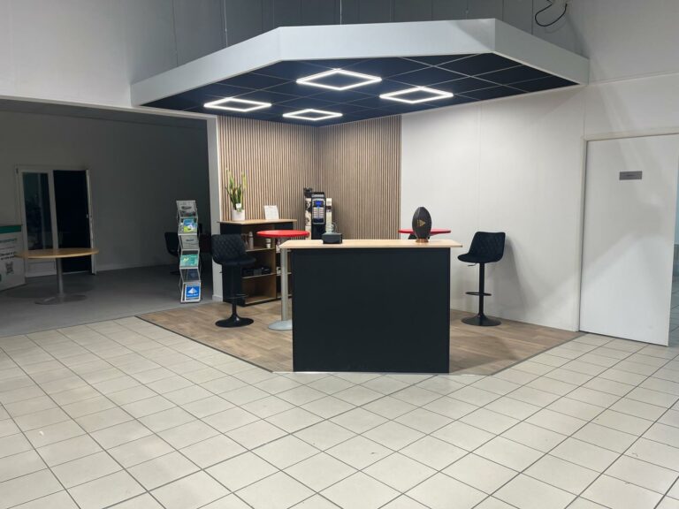 WhatsApp Image 2025-12-04 at 16.06